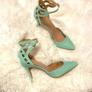 Super sassy high heels